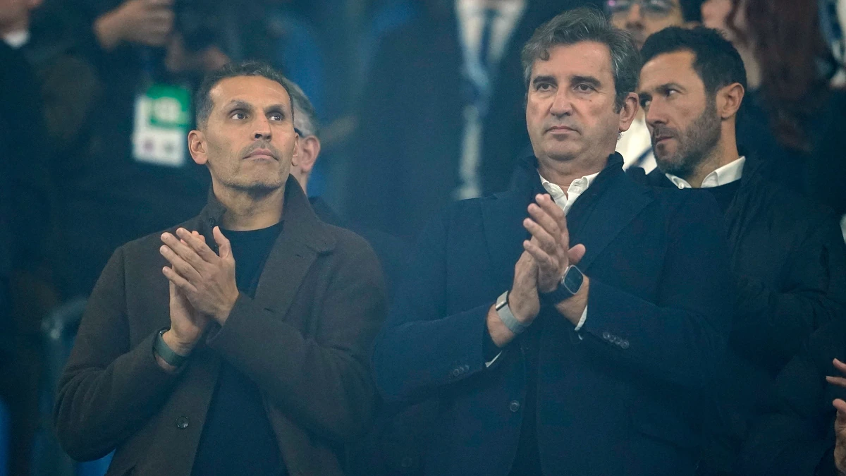 Lãnh đạo Manchester City theo dõi trận gặp PSG ngày 14/10/2026.