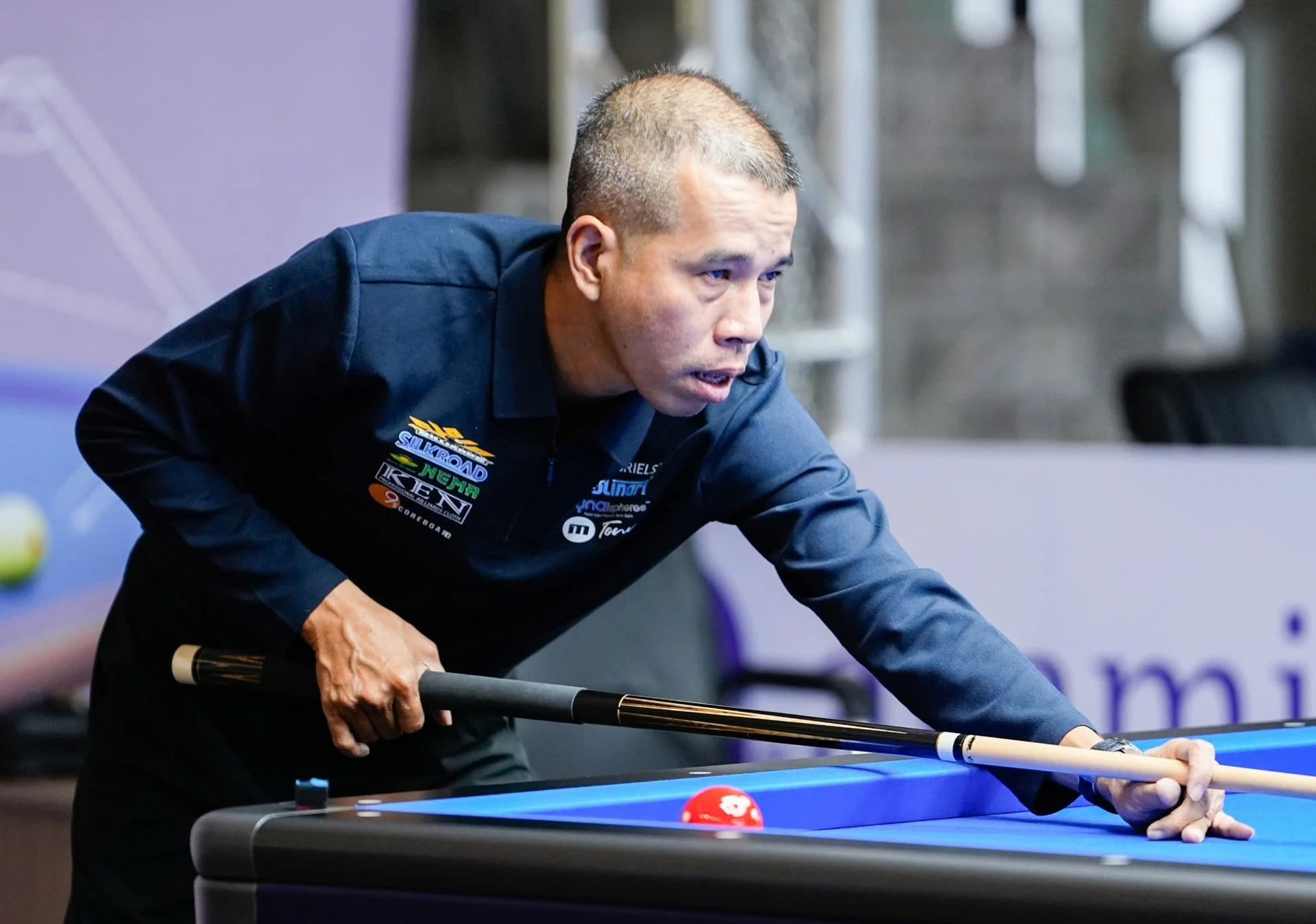Trần Quyết Chiến thi đấu billiards trong ảnh tư liệu. Ảnh: P.L / Thanh Niên.