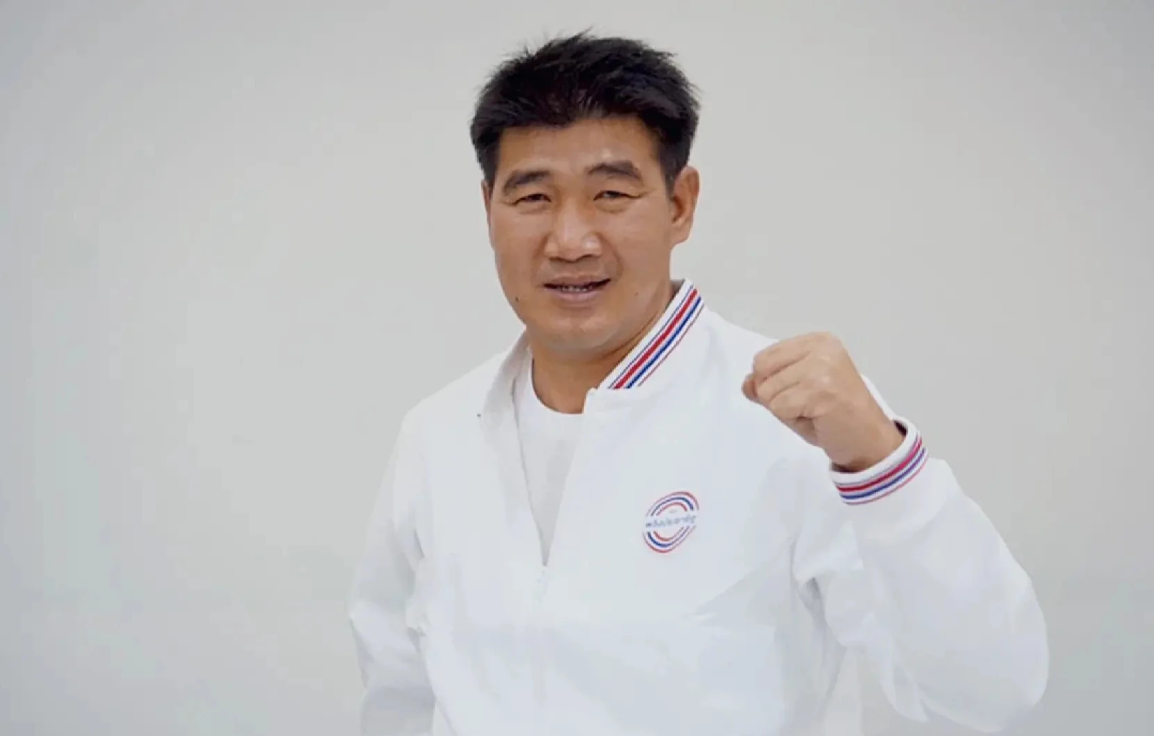 Somrak Kamsing trong ảnh tư liệu của Thai PBS.