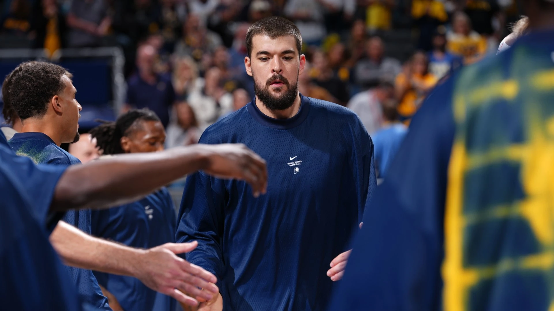 Ivica Zubac trong ảnh NBA dùng cùng bài viết về sự chuẩn bị cho Indiana Pacers.