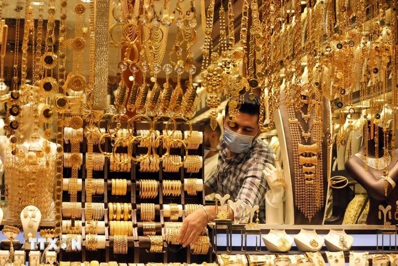 File photo: Gold jewellery on sale at a shop in Baghdad, Iraq