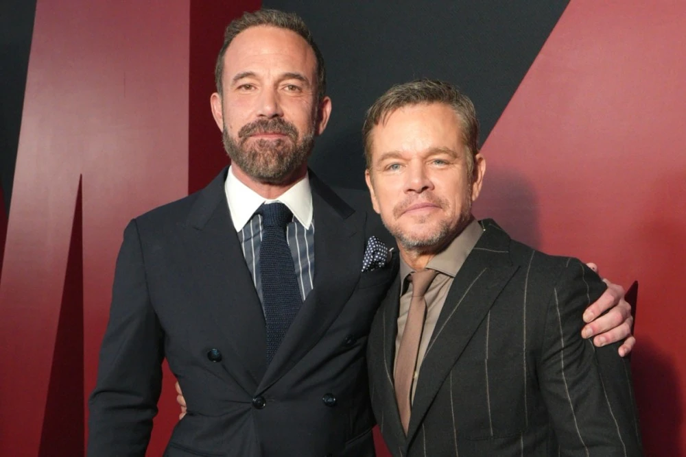 Ben Affleck (trái) và Matt Damon trong ảnh do Variety đăng tải kèm tin về Artists Equity Independent Pictures. Ảnh: Getty.