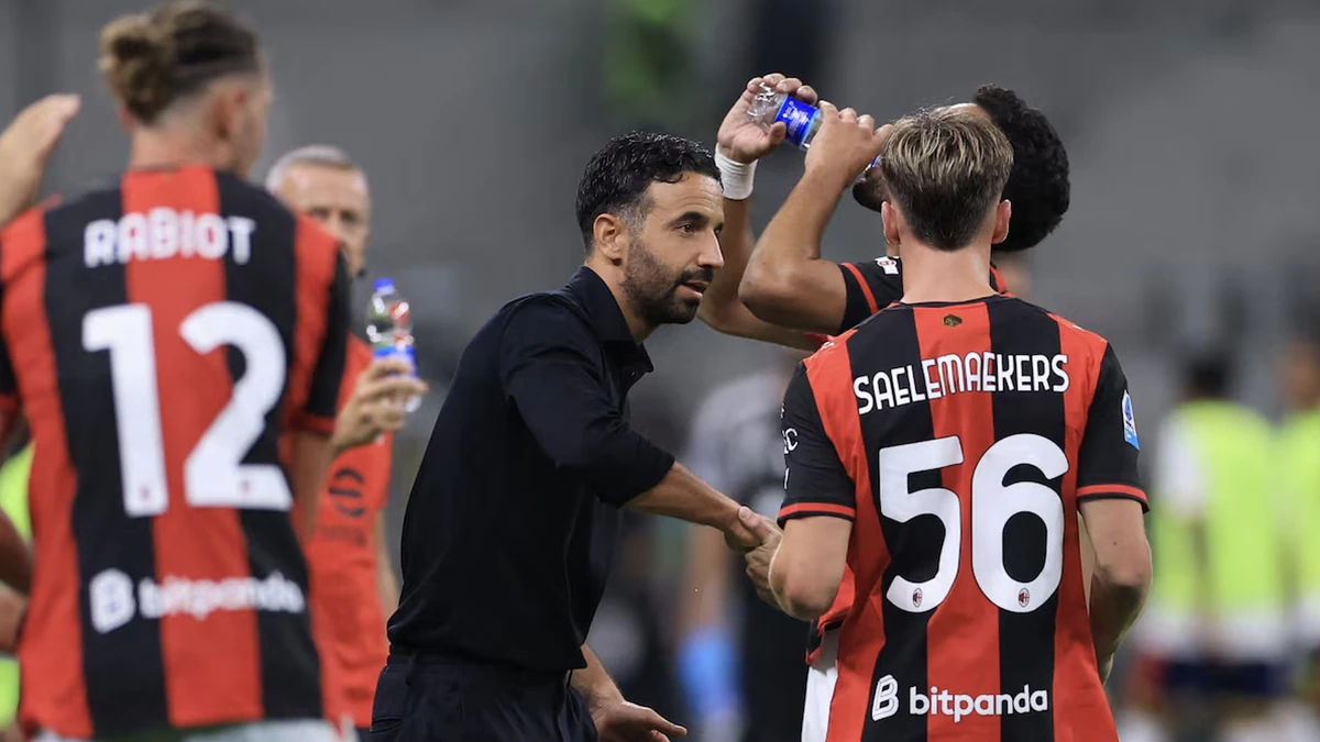 HLV Ruben Amorim chỉ đạo Milan trong trận gặp Lecce ngày 20/9/2026.