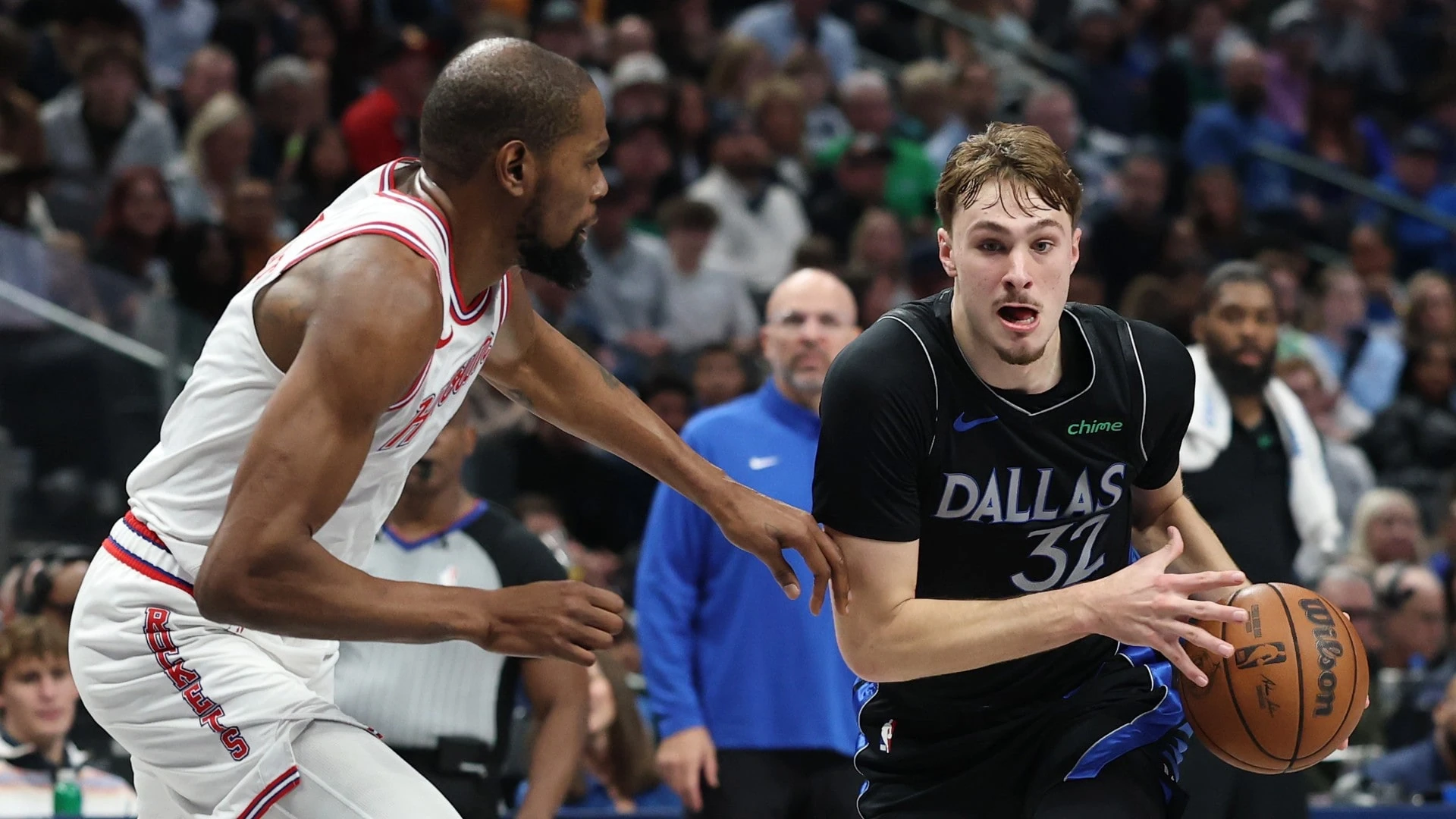 Dallas Mavericks và Houston Rockets trong ảnh đối đầu tư liệu; không phải ảnh hai trận NBA China Games tại Macao ngày 9 và 11/10/2026.