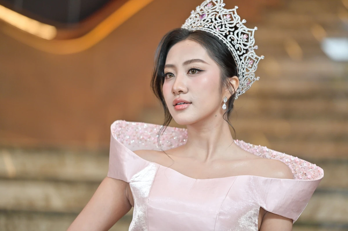 Hà Trúc Linh at the Miss Vietnam 2026 press conference in Hai Phong on October 6.