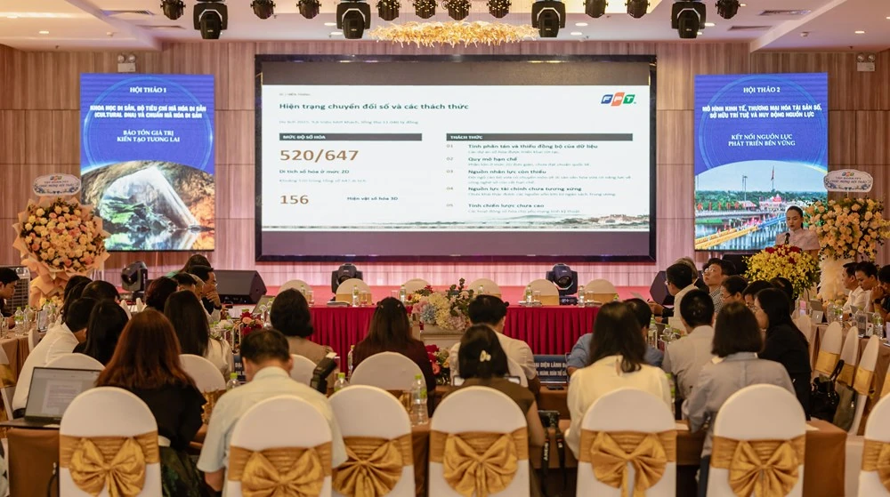 The heritage-science workshop in Quang Tri on October 14.