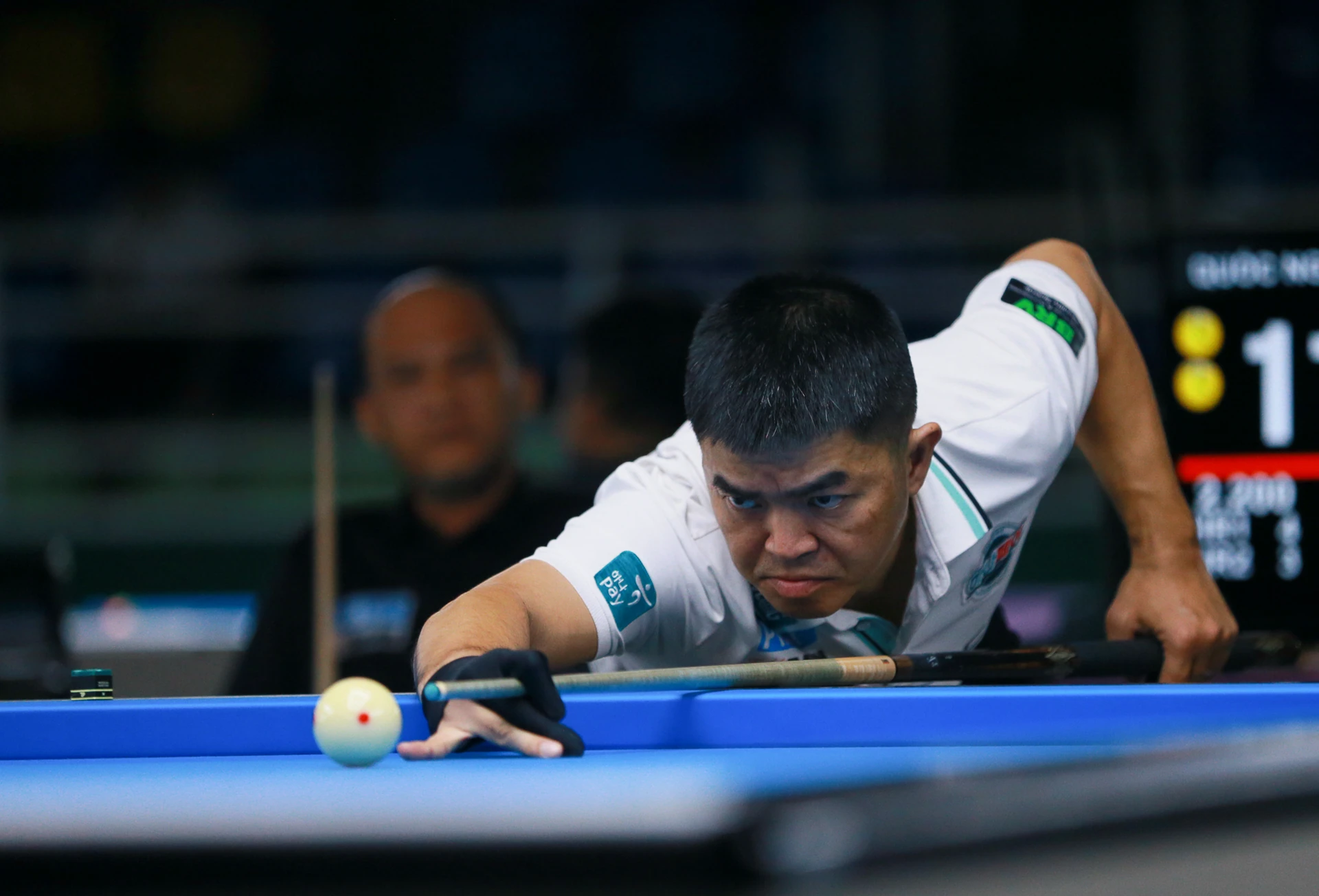 File photo: Vietnamese cueist Nguyễn Quốc Nguyện lines up a shot at a PBA Tour event.