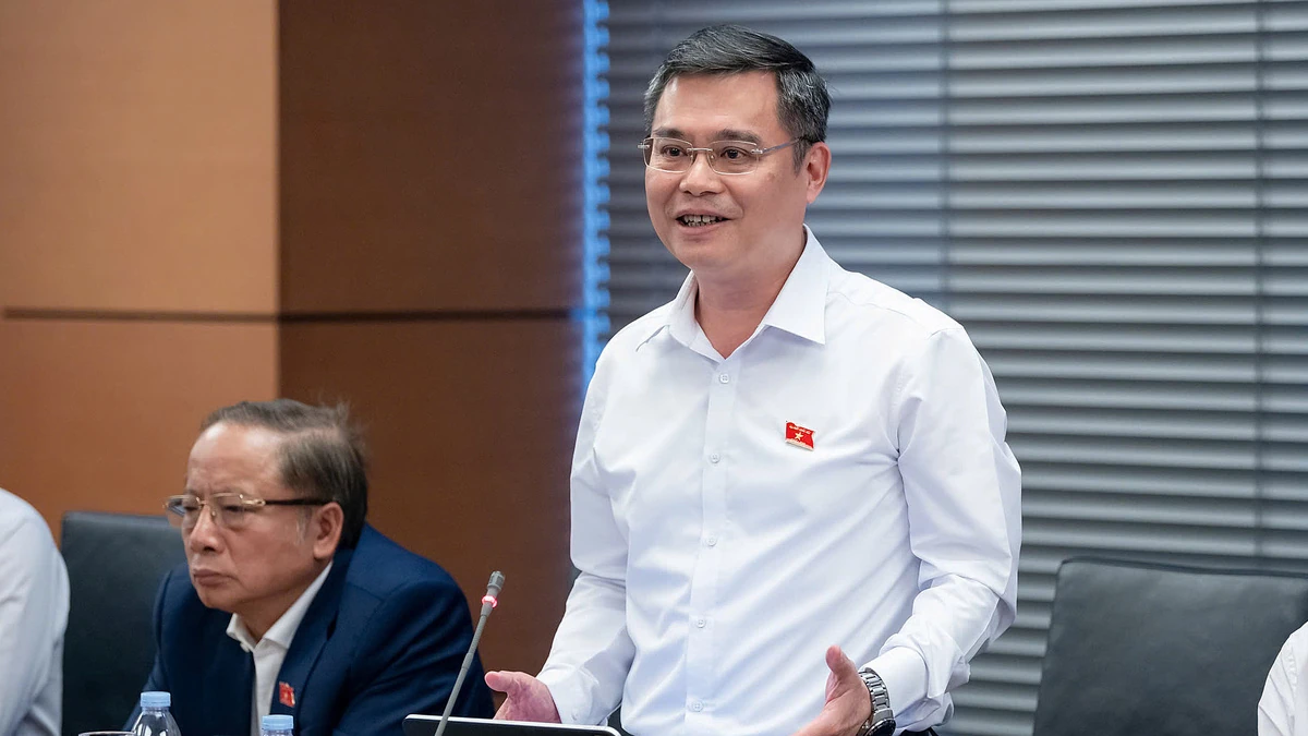 Chủ tịch Vietcombank Nguyễn Thanh Tùng phát biểu ngày 17/10/2026.
