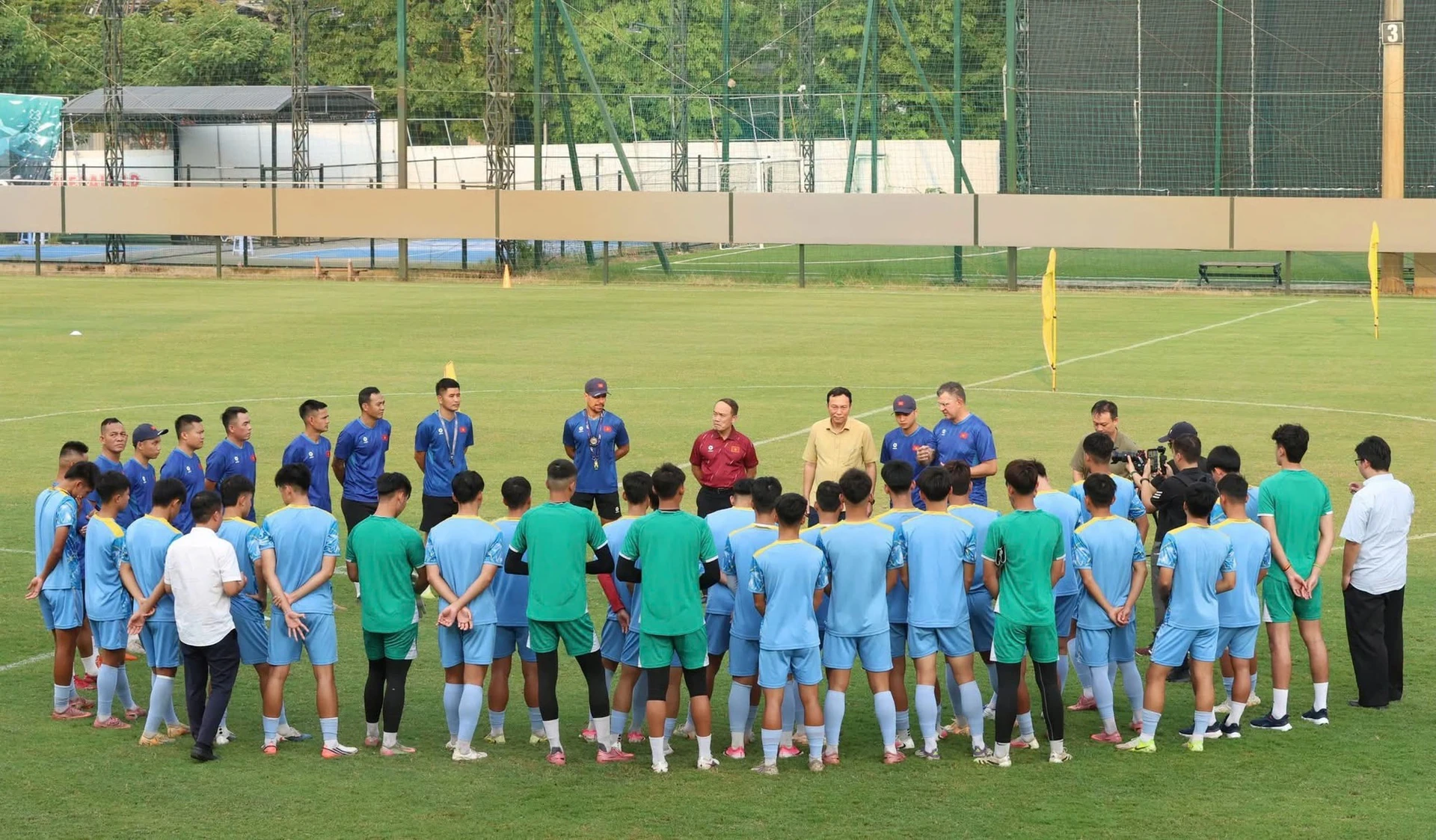 U17 Việt Nam trong một buổi tập, ảnh tư liệu do Thanh Niên sử dụng.