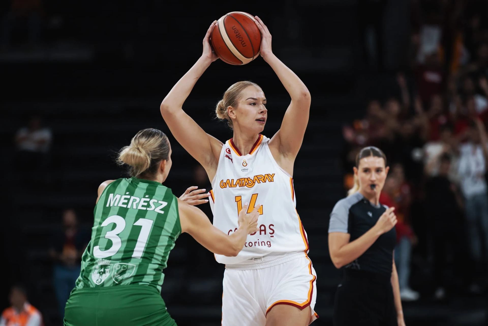 Galatasaray in action in the photograph accompanying FIBA's EuroLeague Women guide.