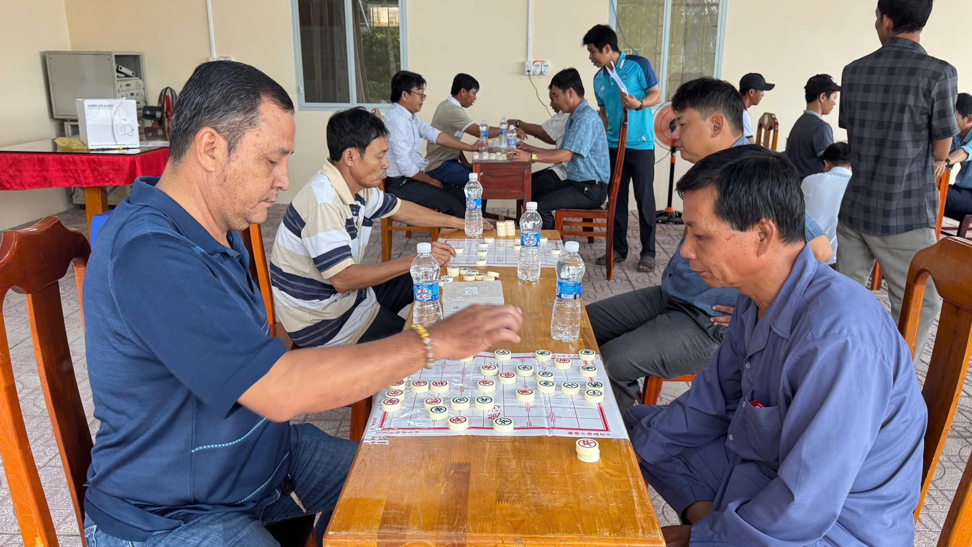 Players compete in An Giang's Chinese chess tournament.
