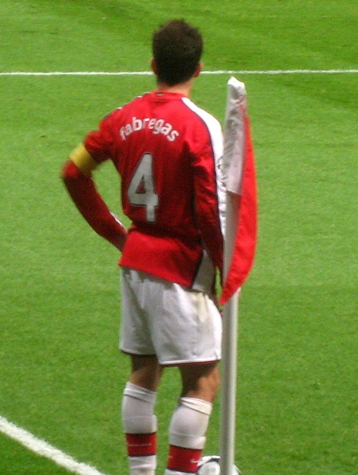 Cesc Fàbregas thời còn thi đấu cho Arsenal, ảnh tư liệu năm 2008.
